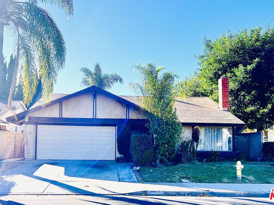 1st image of 4709 N Doheny Dr