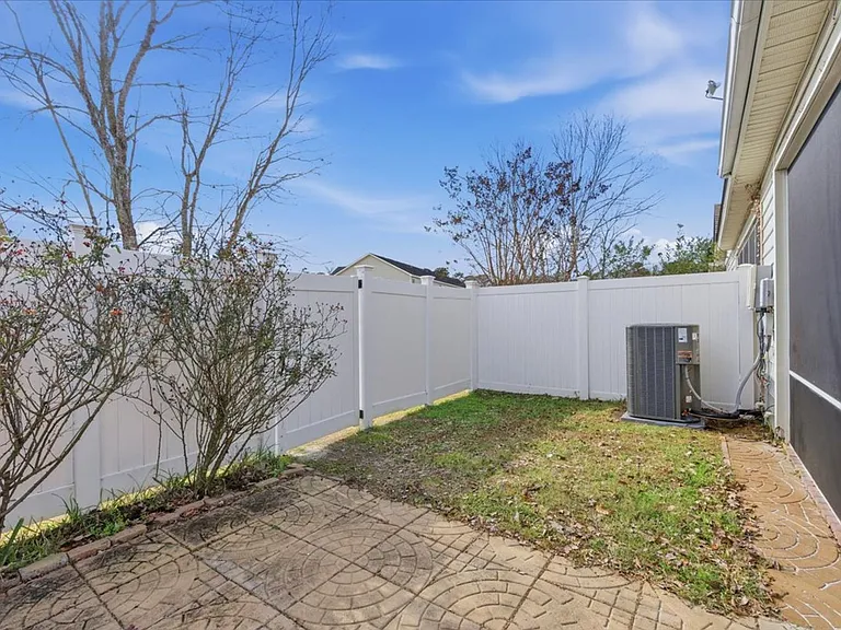 205 Durham Park Way — Photo 38