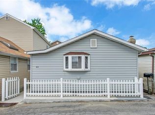 82 Edgewater Park #D, Bronx, NY 10465