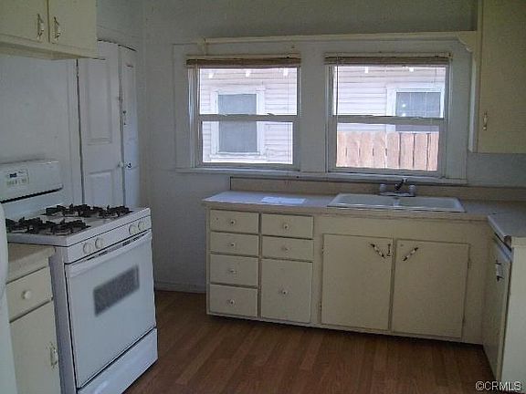 4th image of 20 Upland St