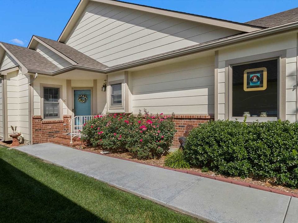 1st image of 342 Lioba Dr APT 5C