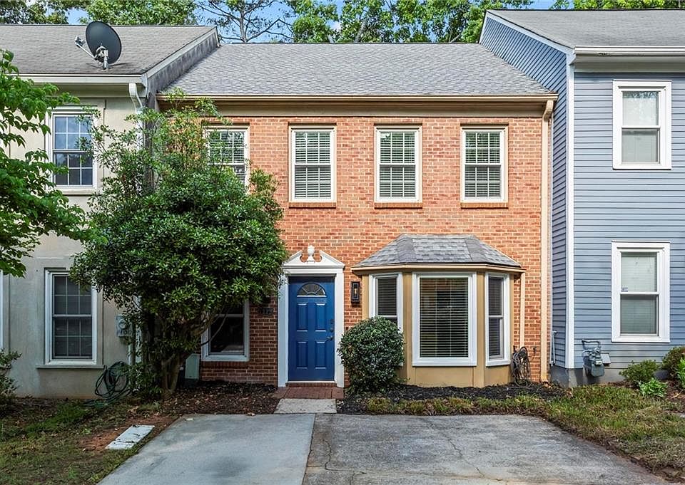 1st image of 1398 Old Virginia Ct SE