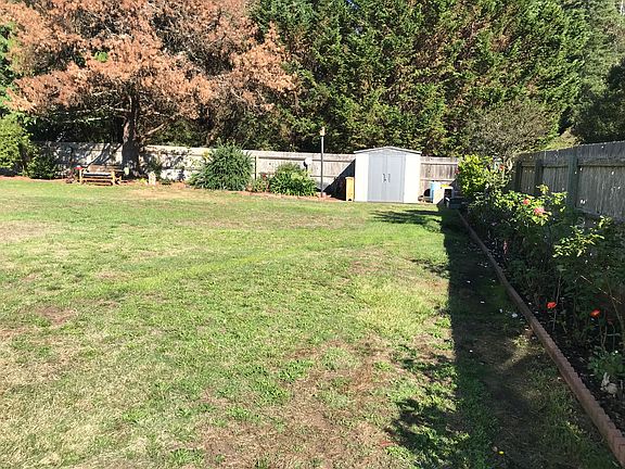 5th image of 161 Hiouchi Dr
