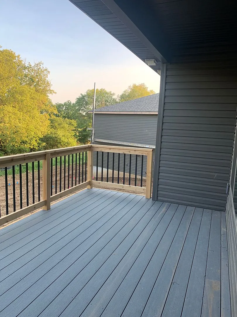 Beautiful spacious walkout ranch townhome in South Lincoln — Photo 2