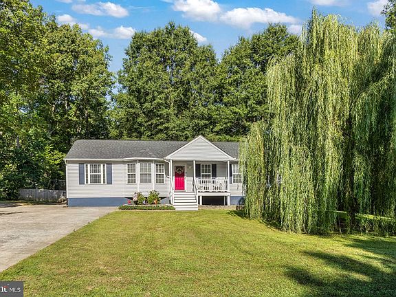 4th image of 607 Wright Dr