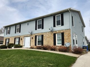 2 bedroom 1040 Meadow, Watertown, WI 53094