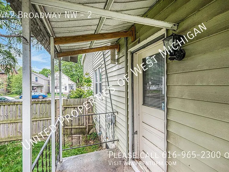 1442 Broadway Ave NW #2 — Photo 17