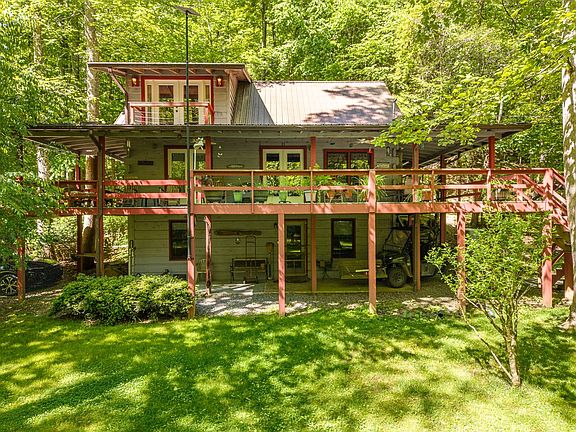 21st image of 86 Tipton Ct