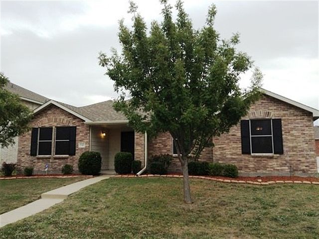 1st image of 2810 Lake Terrace Dr
