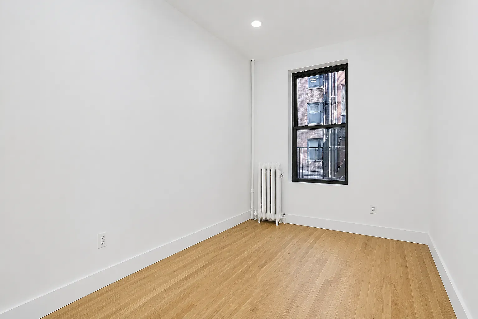 229 East 53rd Street — Photo 2