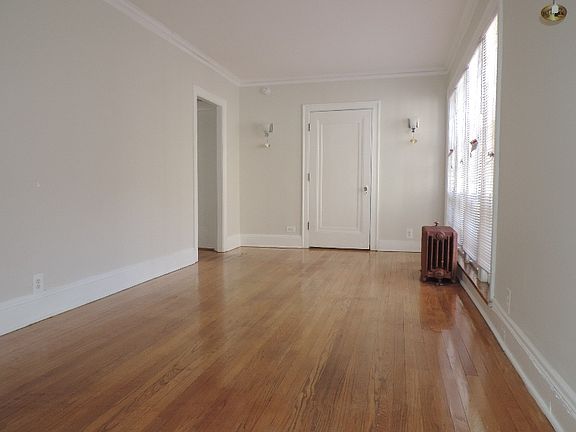 2nd image of 429 Linden Ave #G3