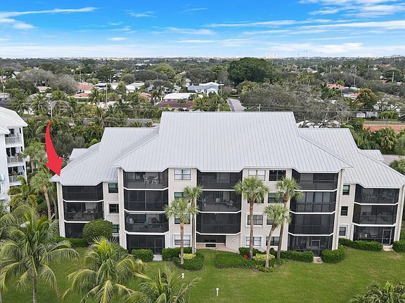 5th image of 235 Bay Colony Drive N