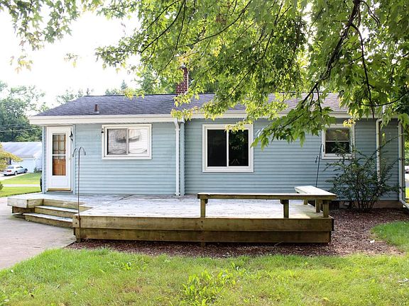 4th image of 1309 Bretton Dr