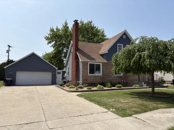 224 N 5th St, Harbor Beach, MI 48441