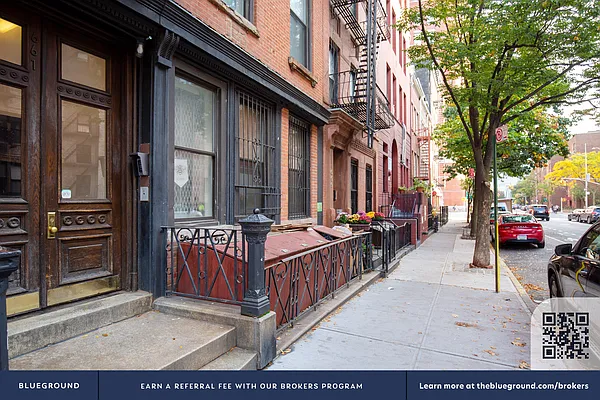 Rented by The Blueground | media 32