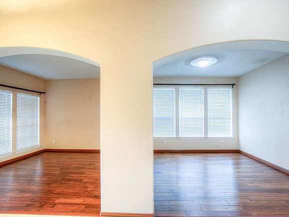 4th image of 2005 River Canyon Ln