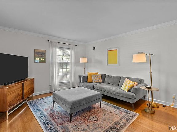 4th image of 2821 Manderly Dr