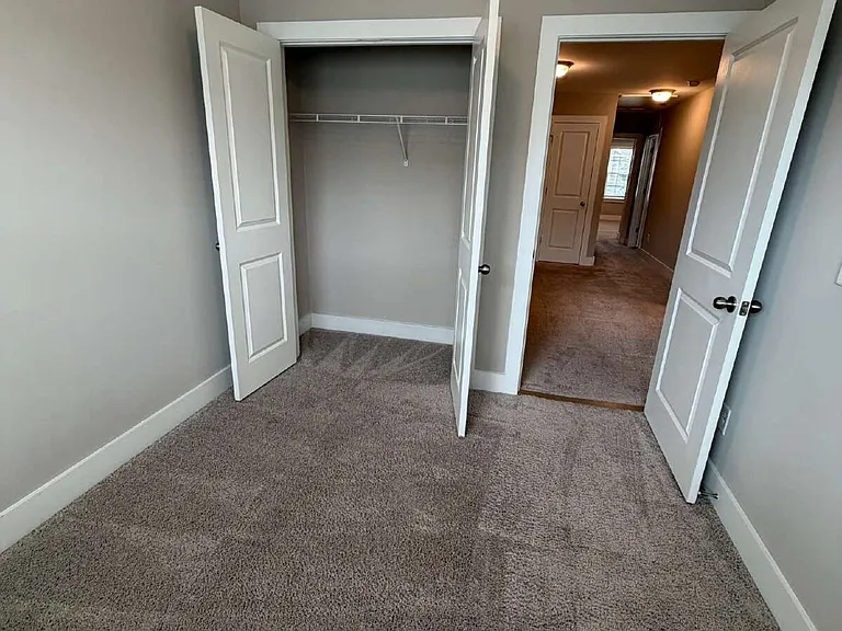 1752 Eastfall St — Photo 15