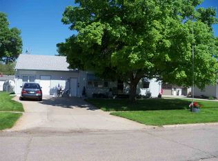 614 Magnet St, Norfolk, NE 68701