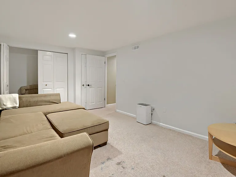26 White Pine Ct — Photo 24