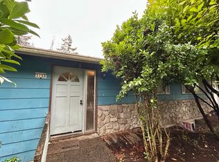 3798 University St, Eugene, OR 97405