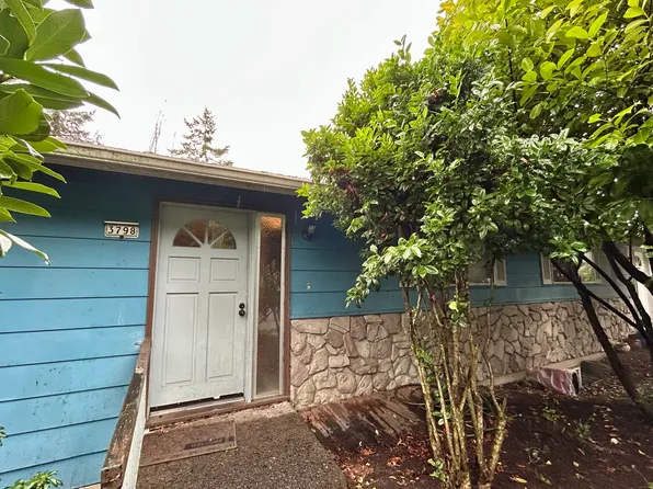 3798 University St, Eugene, OR 97405