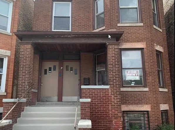 (undisclosed Address), Chicago, IL 60614