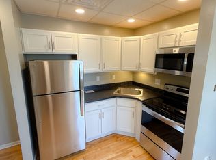 349 Main St APT 7, Allenton, WI 53002