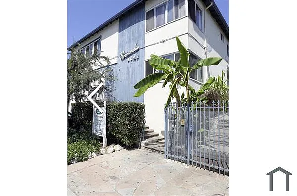 Building Photo - 234 S Normandie Ave #4