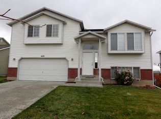 629 N Janelle Cove Way, Tooele, UT 84074