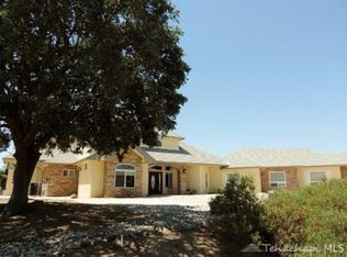 40100 Dapple Grey Ct, Tehachapi, CA 93561