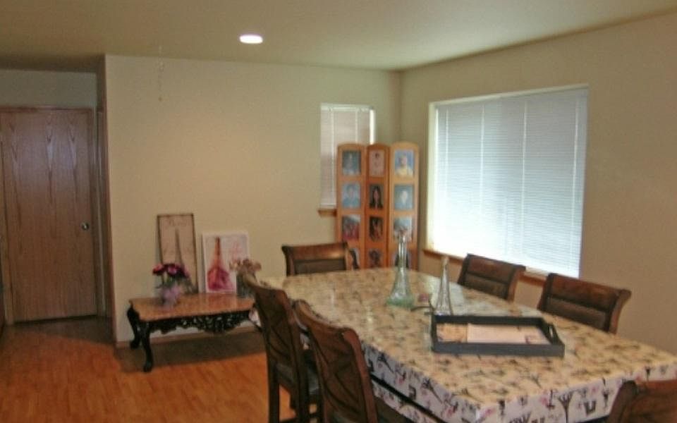 2nd image of 4232 Spring Ct