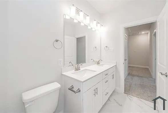 9709 Thorncrown Ln — Photo 15