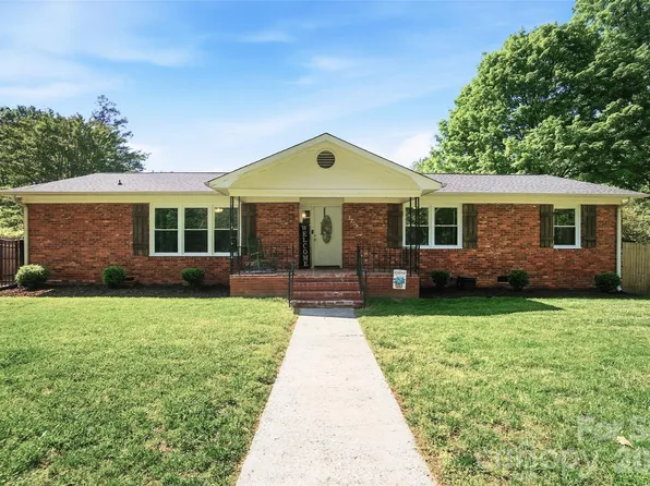 1205 Woodland Ave, Monroe, NC 28112