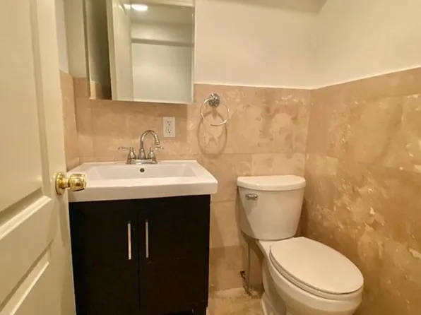 342 Mcguiness Boulevard image 7 of 8