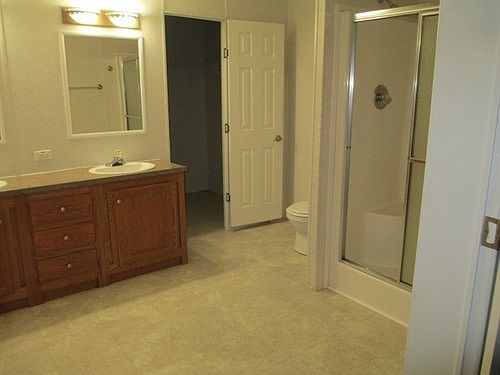 3rd image of 70 Sophia Dr