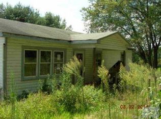 2933 Greer Ave, Morganton, NC 28655
