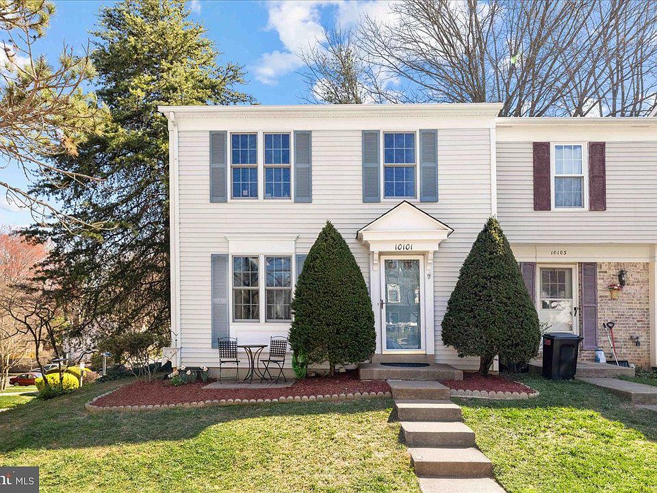 1st image of 10101 Sassafras Woods Ct