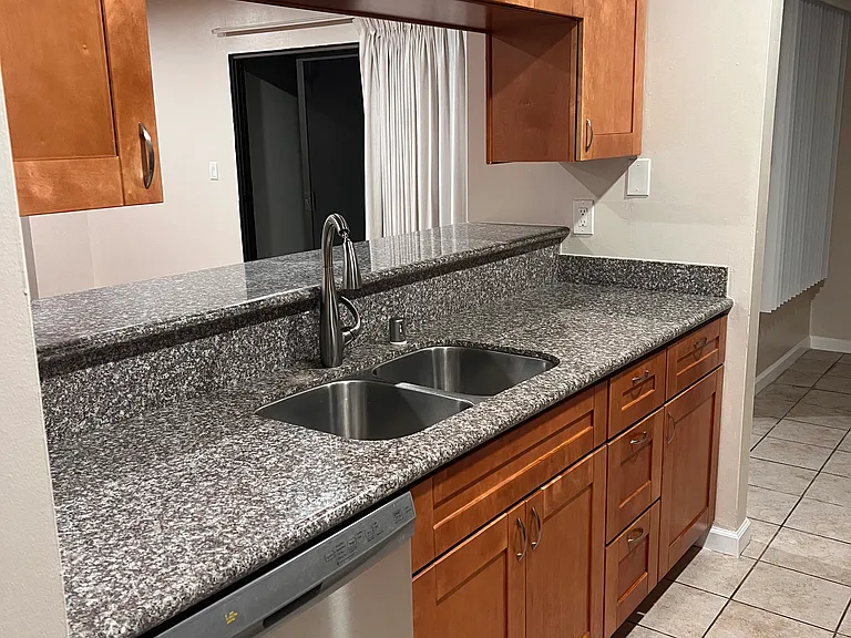 281 Juana Ave #309 — Photo 2