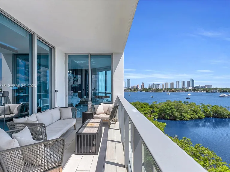 17111 Biscayne Blvd #602 — Photo 19