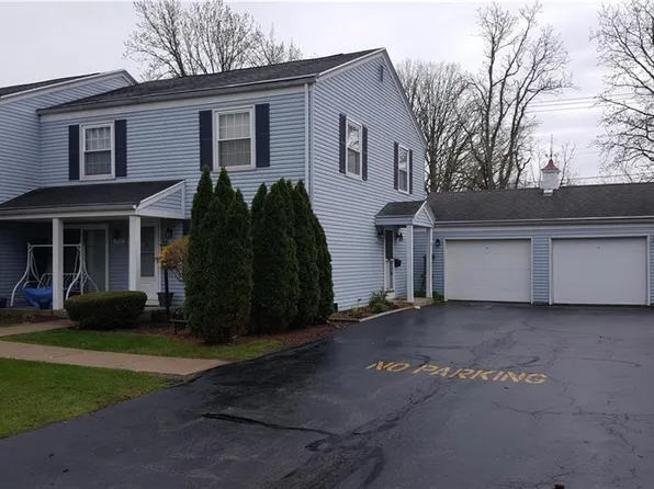 3754 Lakepointe Dr, Northwood, OH 43619