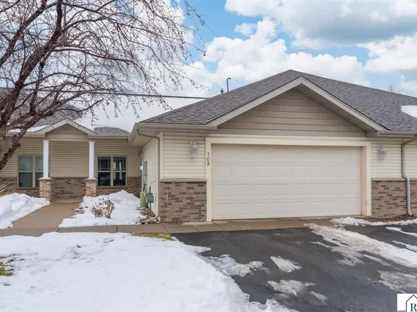 709 Dublin Ct, Mankato, MN 56001