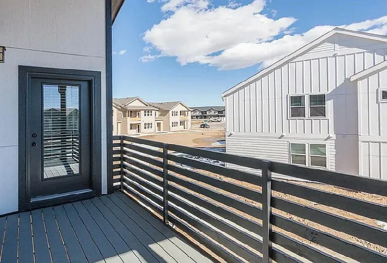 563 Vicot Way #C — Photo 17