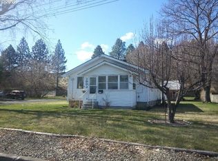 1002 11th St, La Grande, OR 97850