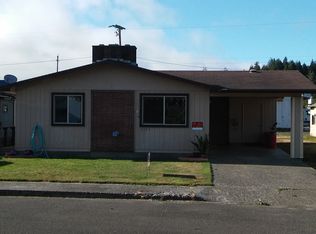 2125 Elm Ave, Reedsport, OR 97467