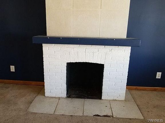 5th image of 35 Lockwood Ave