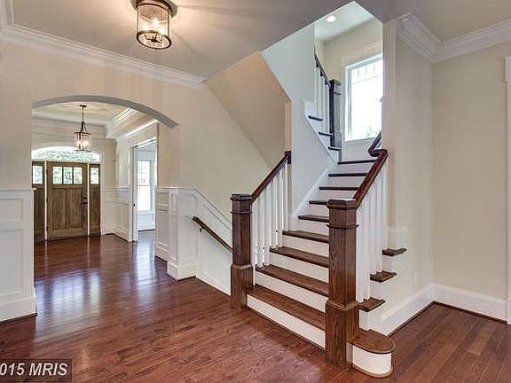 3rd image of 6533 Ivy Hill Dr