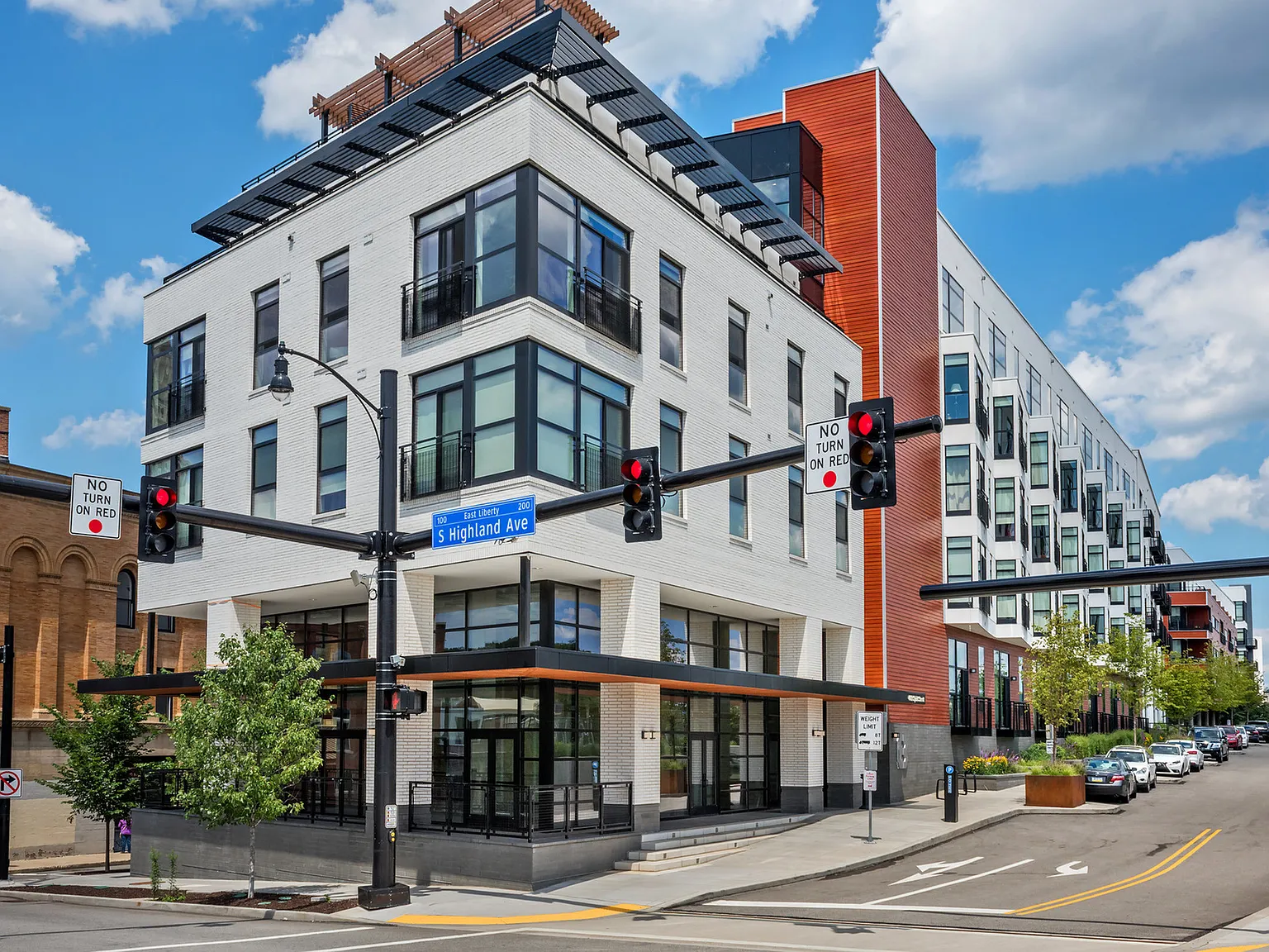 Eastside Bond — Photo 2