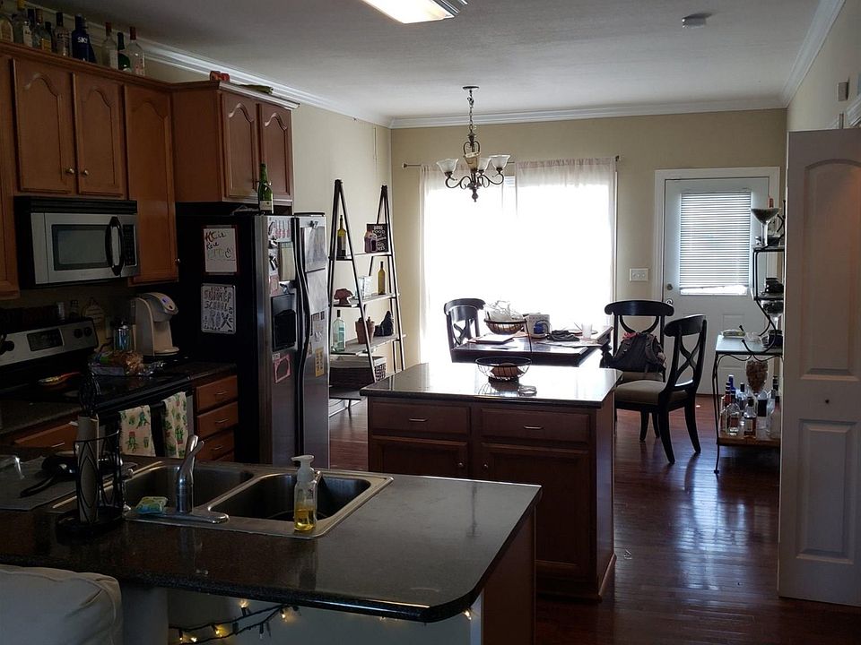 2nd image of 4988 Burkhalter Rd APT 200