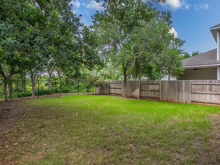 173 Riverhill Dr — Photo 25
